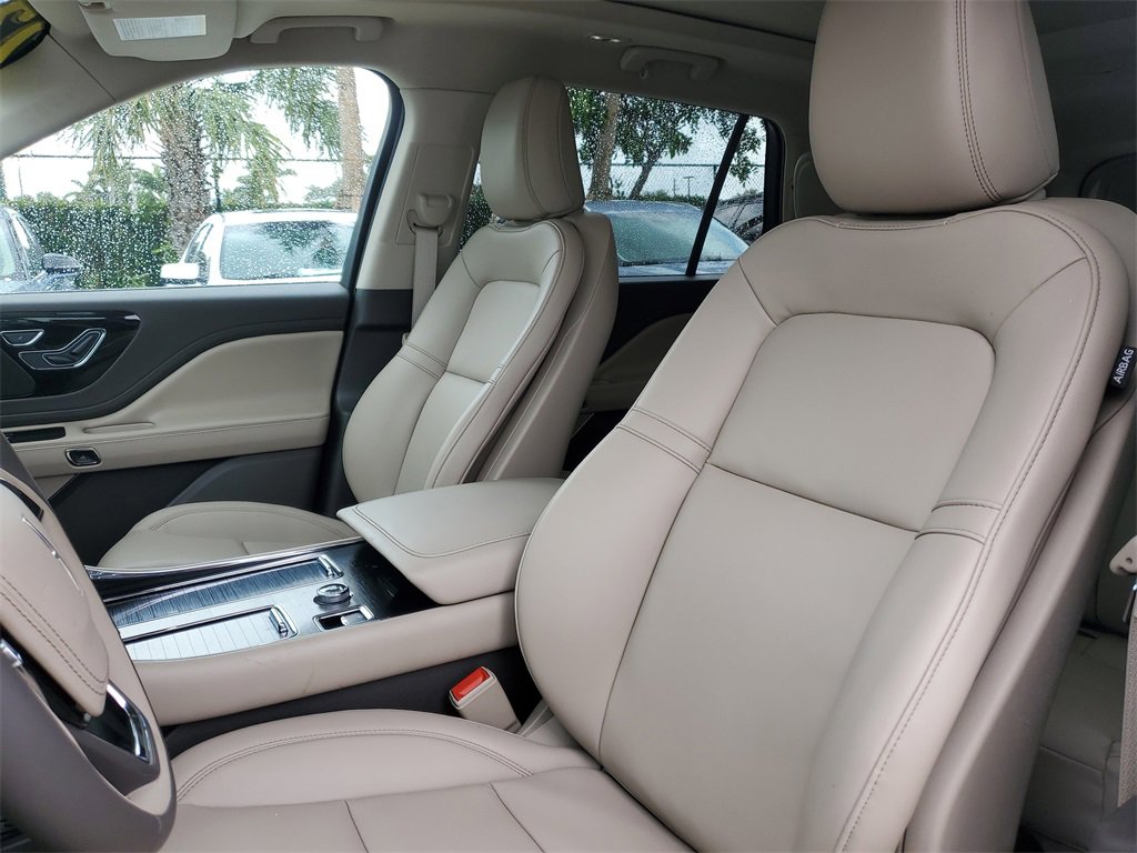 Certified 2023 Lincoln Aviator 2WD w/ Premium Package image 22