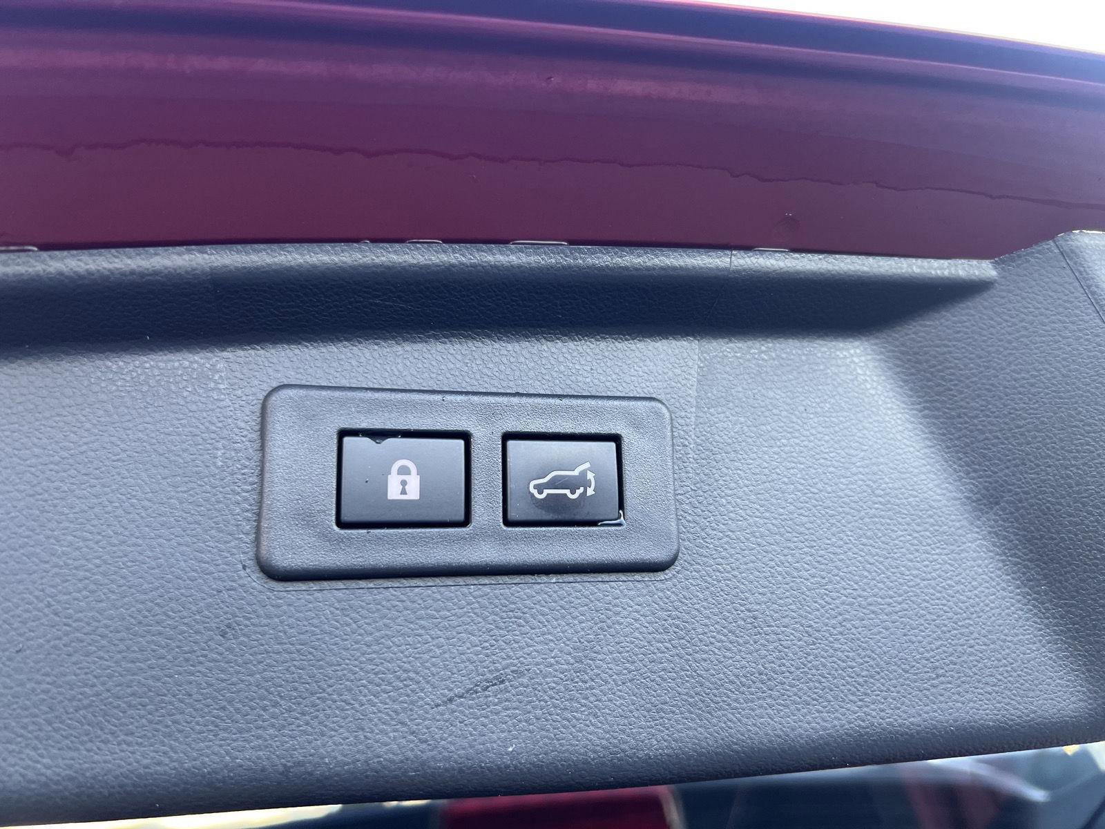 Used 2022 Subaru Outback Premium image 14