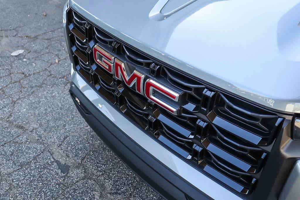 Used 2025 GMC Canyon Elevation w/ Convenience Package image 8