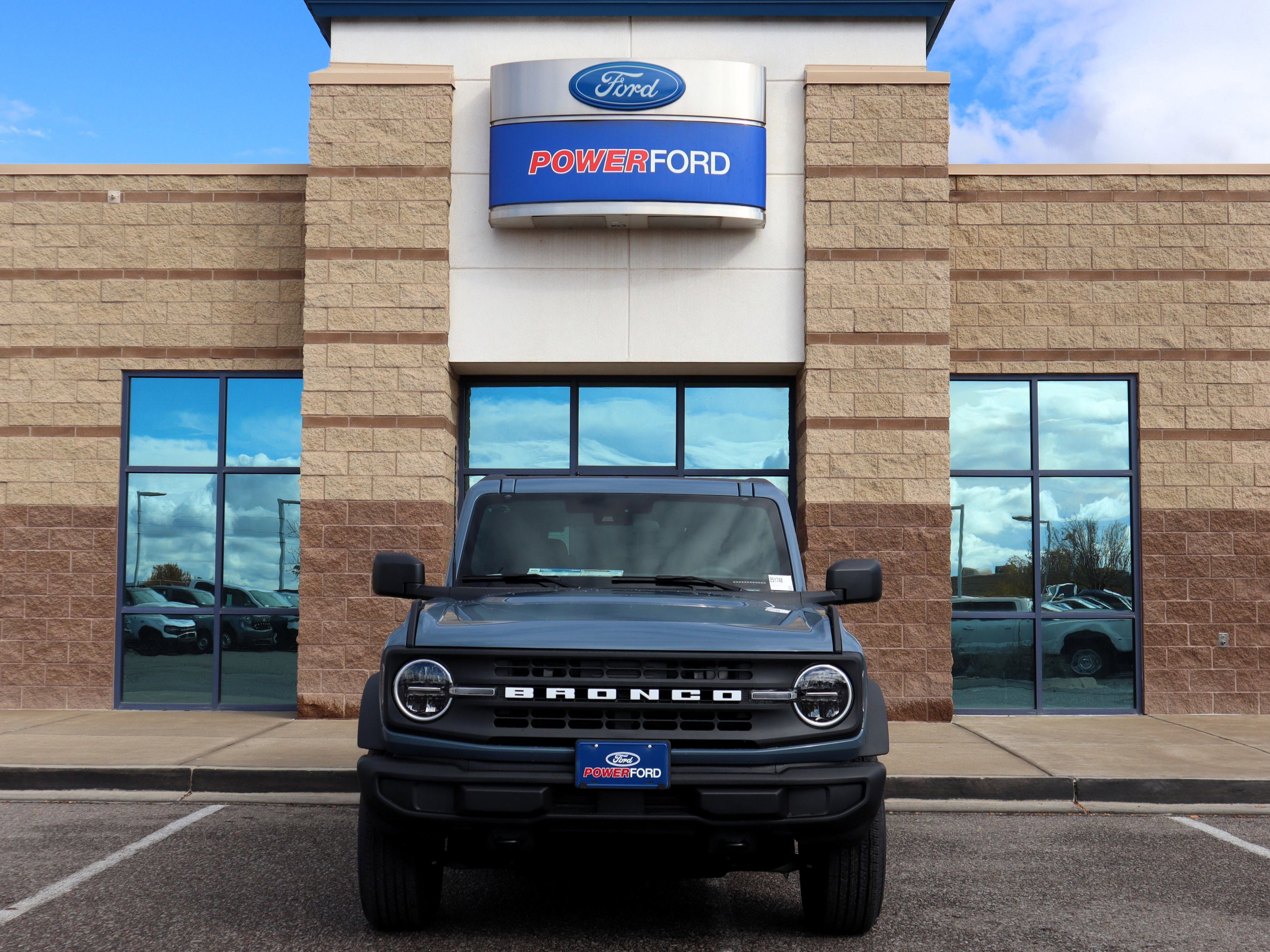 New 2025 Ford Bronco 4-Door AWD/4WD image 3