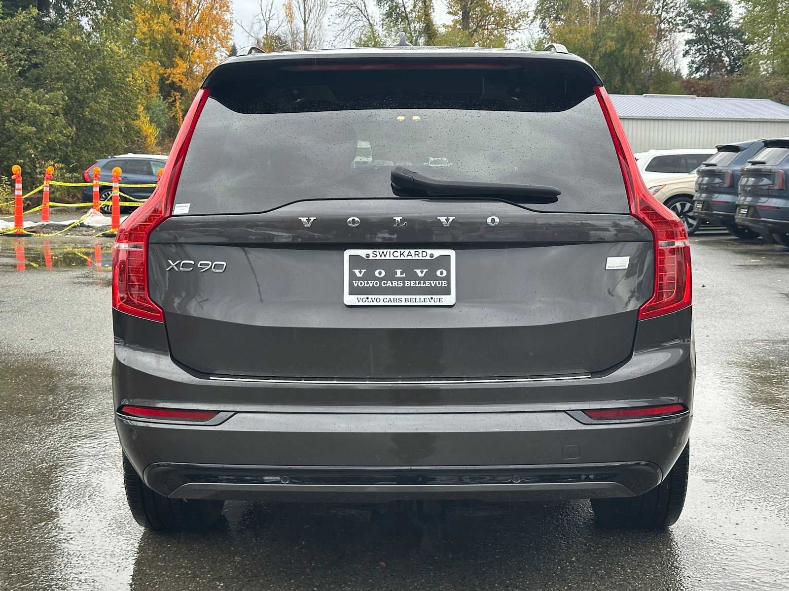 Certified 2023 Volvo XC90 T8 Plus image 5