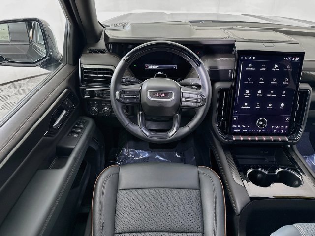 Used 2025 GMC Yukon AT4 w/ Premium Trailering Package AWD/4WD image 23