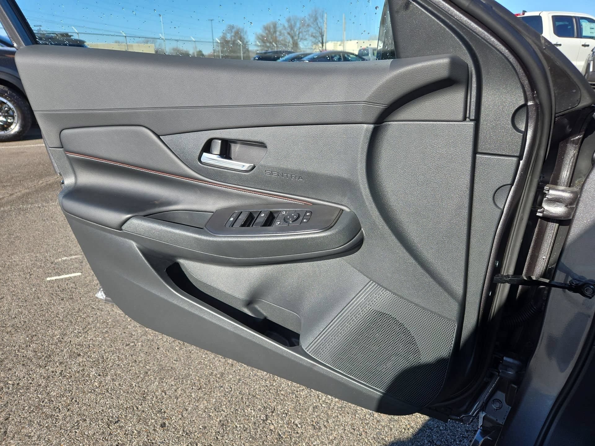 New 2026 Nissan Sentra SR w/ Floor Mat Package FWD image 11