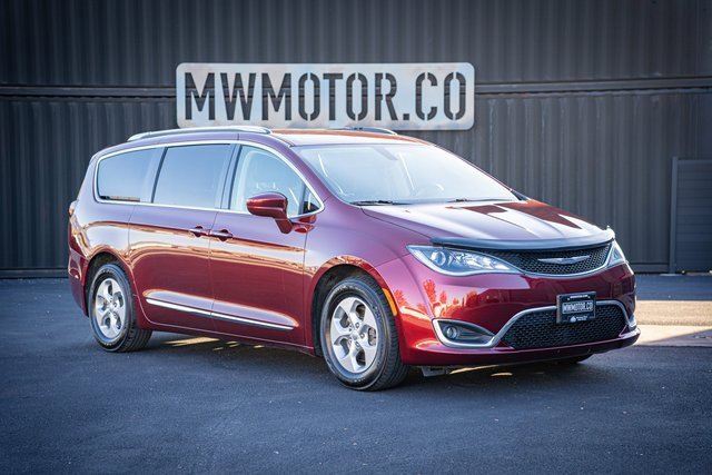 Used 2017 Chrysler Pacifica Touring-L Plus