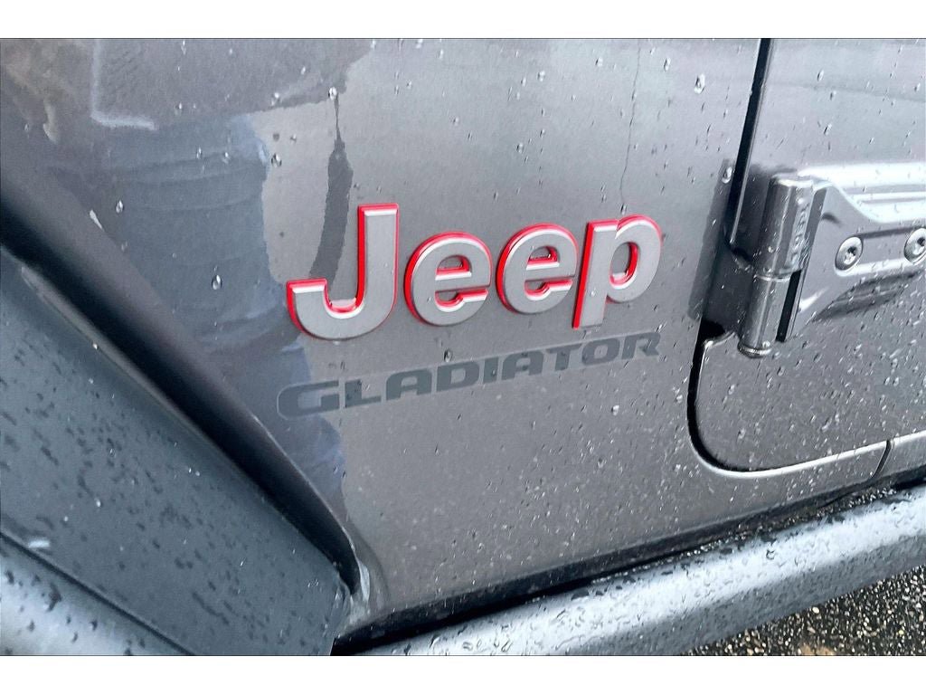 Used 2021 Jeep Gladiator Rubicon w/ Cold Weather Group AWD/4WD image 32