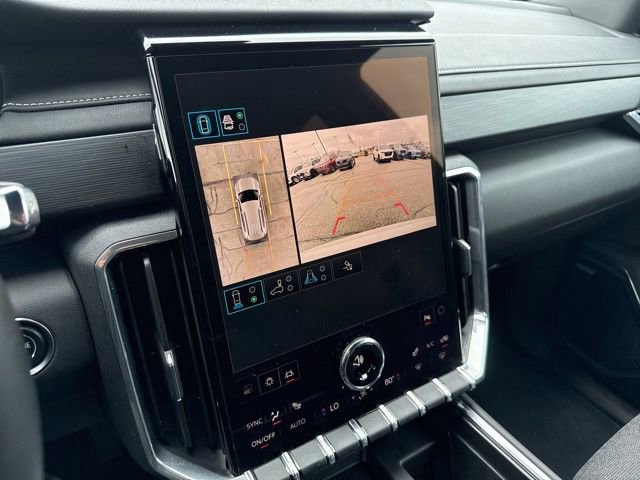 Used 2025 GMC Acadia Elevation image 35