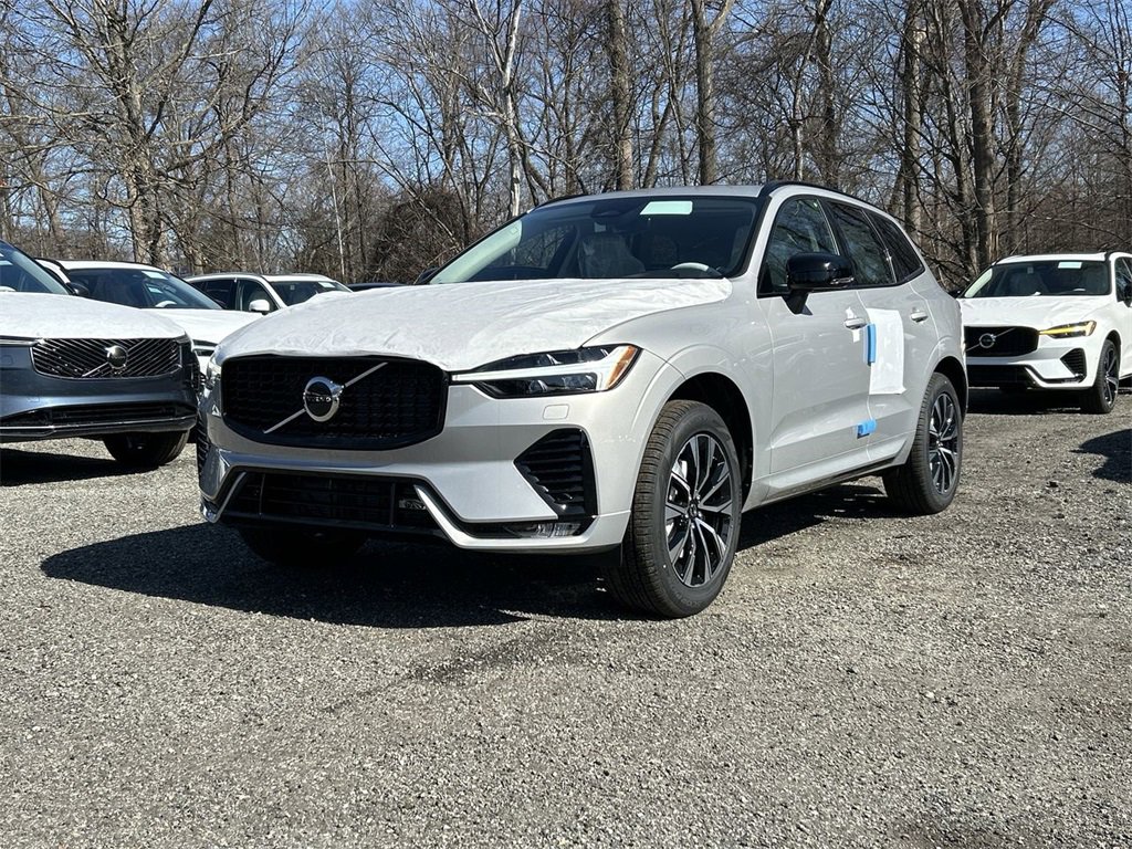 New 2025 Volvo XC60 B5 Core w/ Climate Package image 1