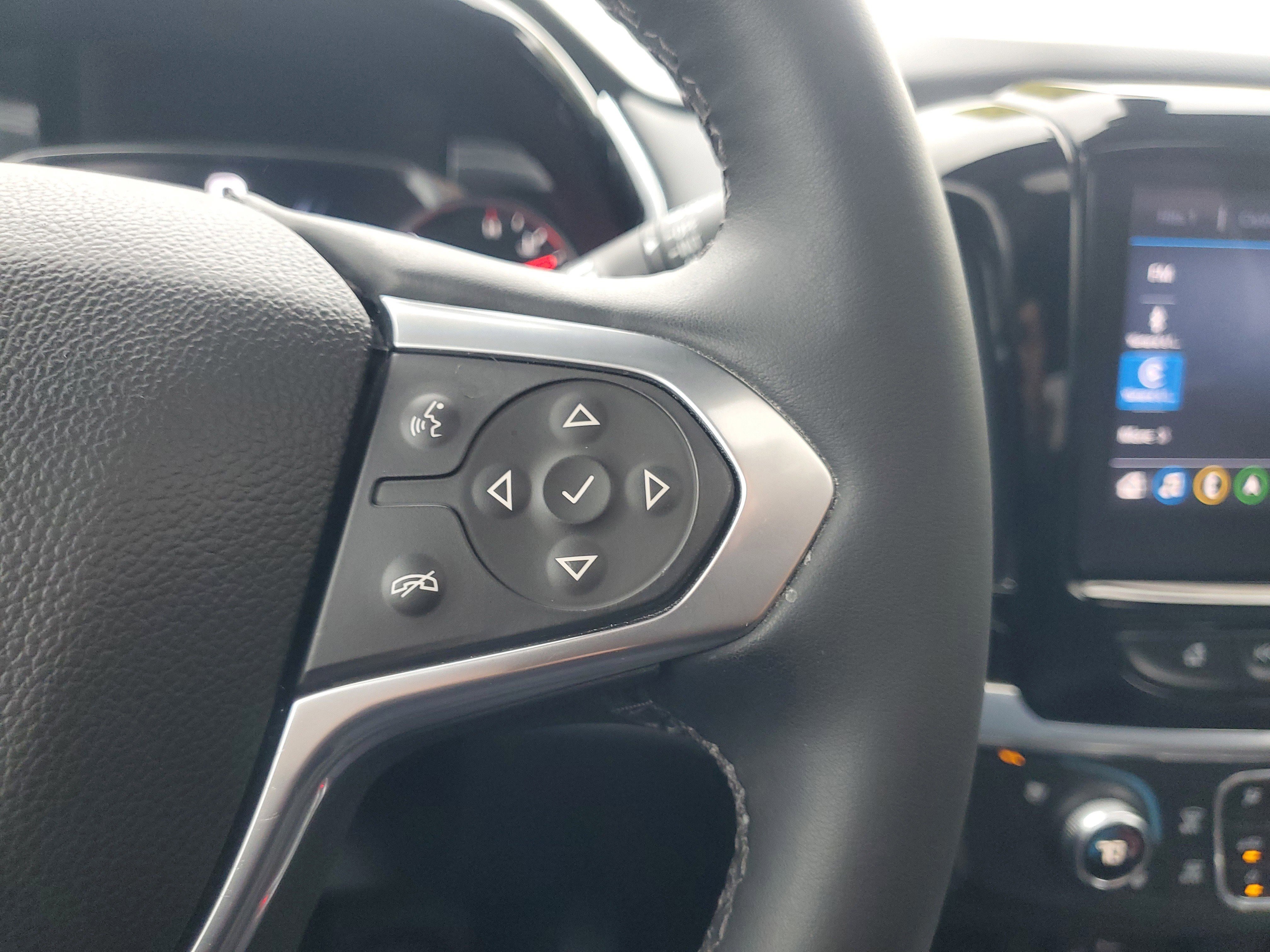 Used 2023 Chevrolet Traverse High Country image 24