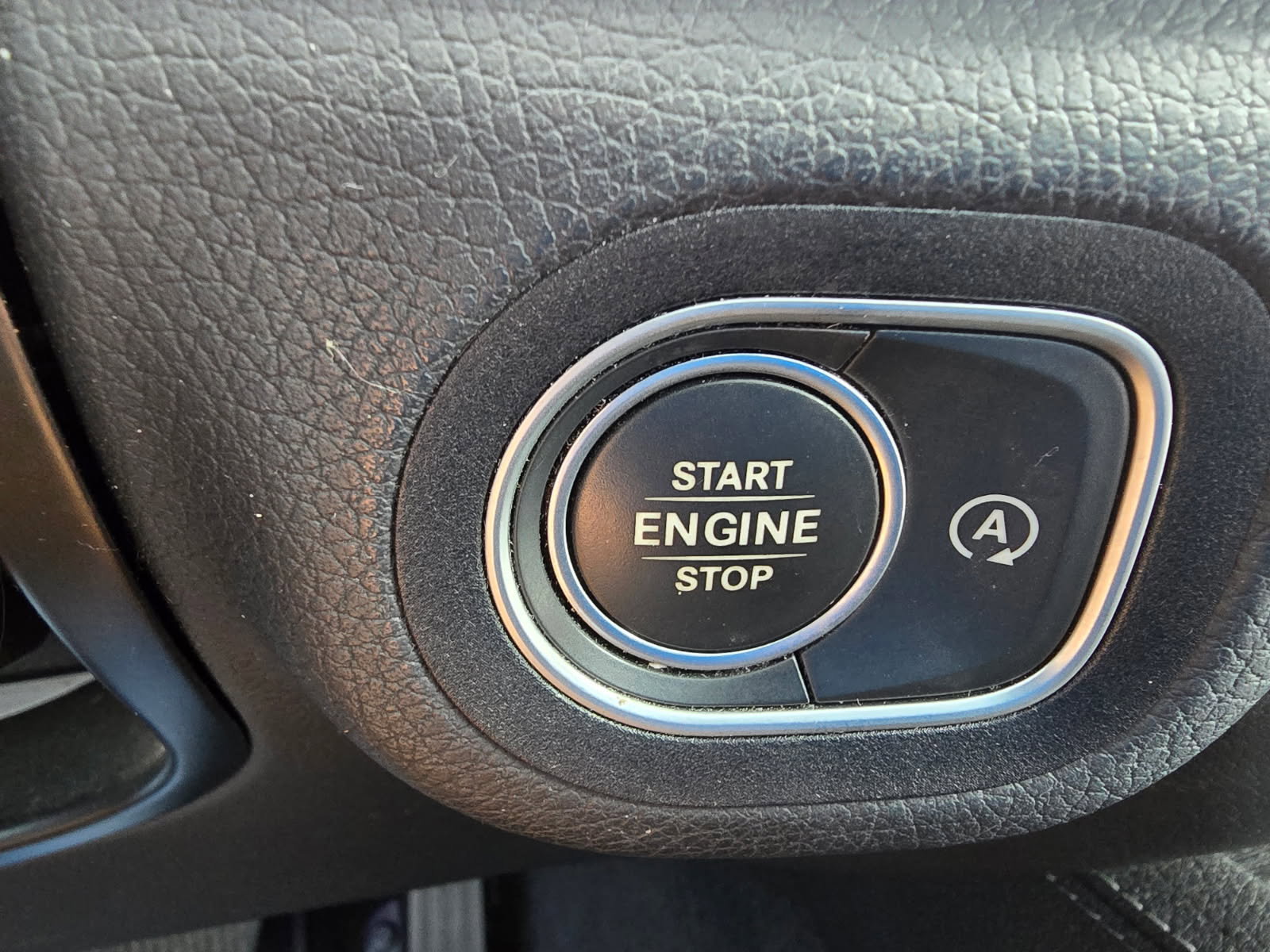 Used 2022 Mercedes-Benz GLE 350 4MATIC w/ Premium Package image 23