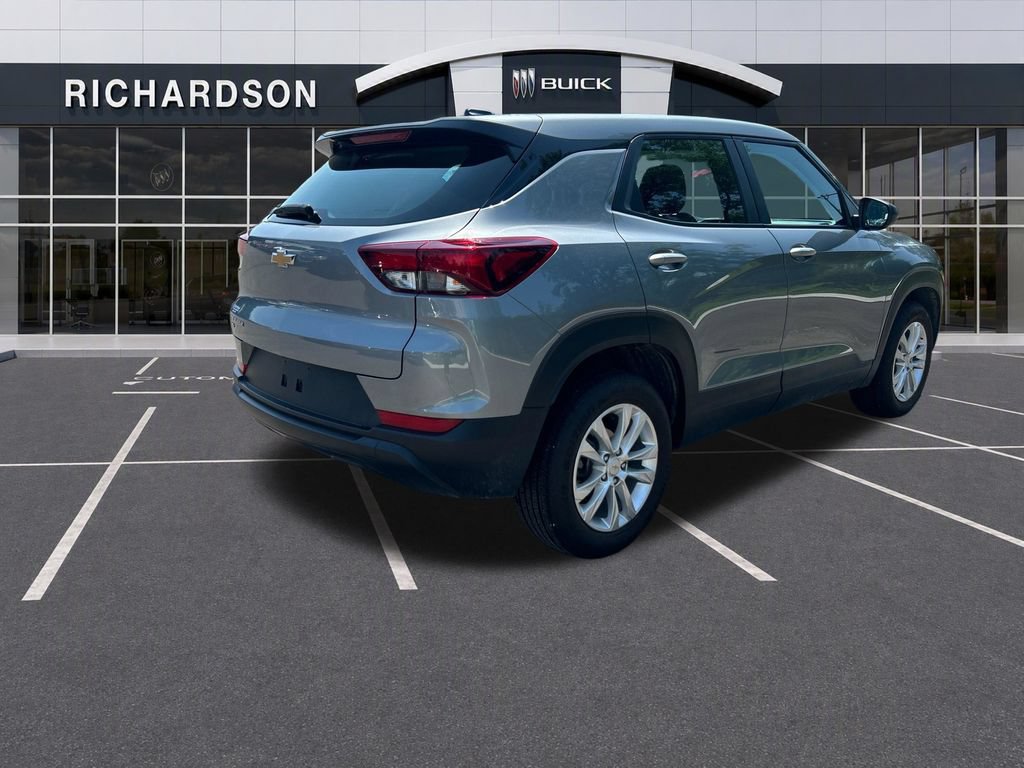 Used 2023 Chevrolet TrailBlazer LS AWD/4WD image 5