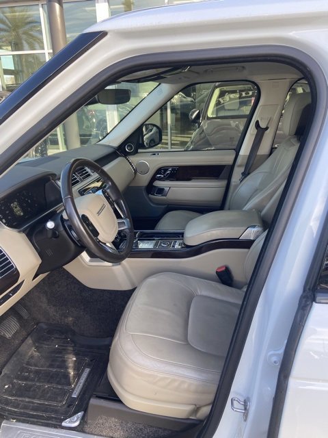 Used 2018 Land Rover Range Rover HSE image 6