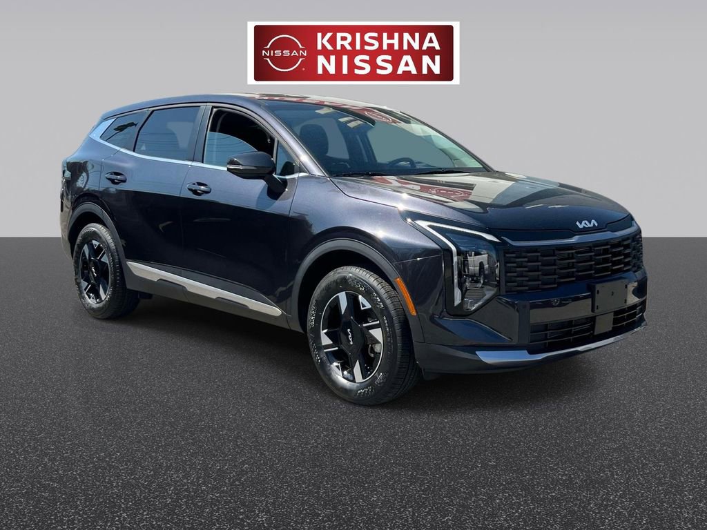 Used 2026 Kia Sportage LX w/ LX Convenience Package image 1