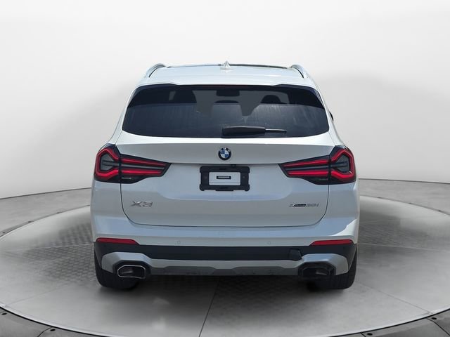 Used 2022 BMW X3 xDrive30i AWD/4WD image 4