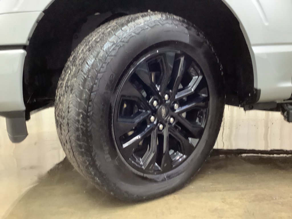 Used 2024 Ford F150 Lariat image 31