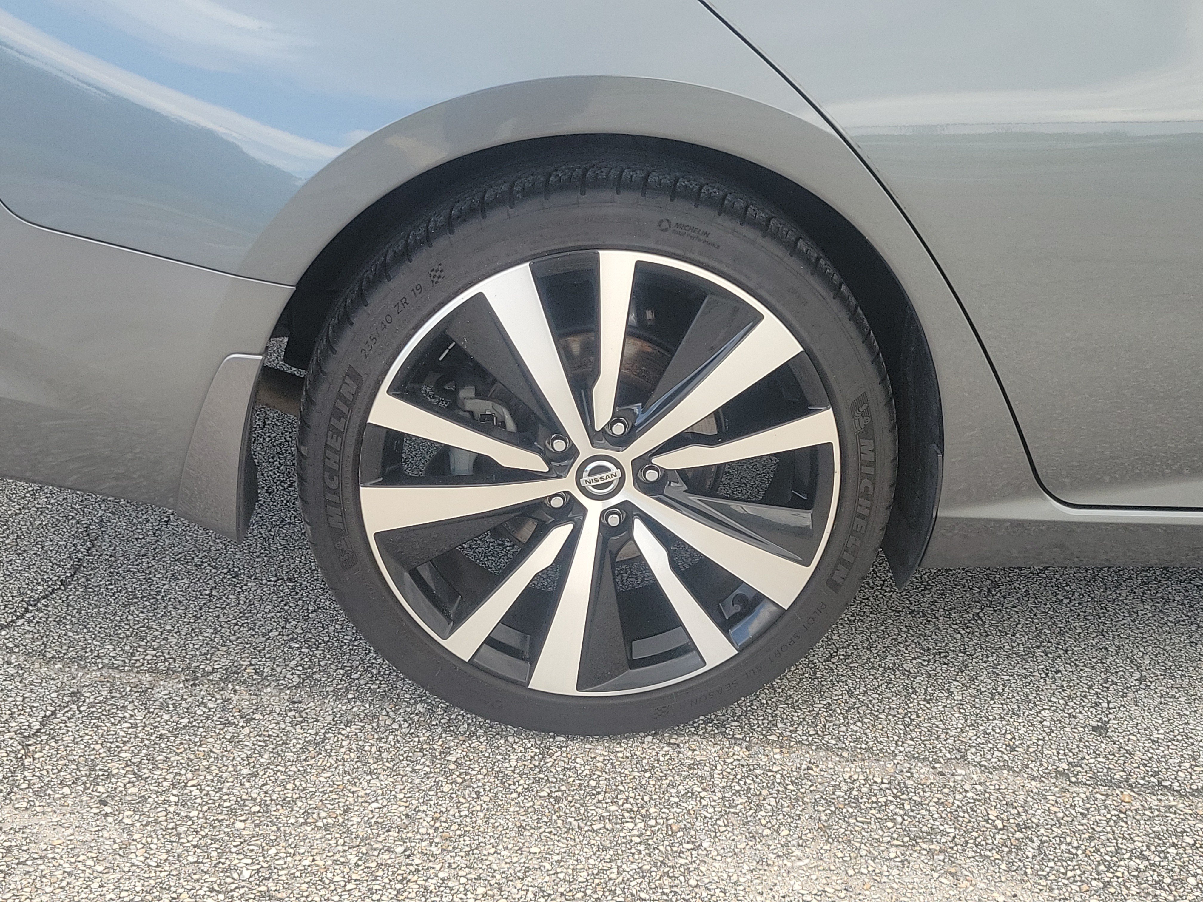 Used 2020 Nissan Altima 2.5 Platinum FWD image 5