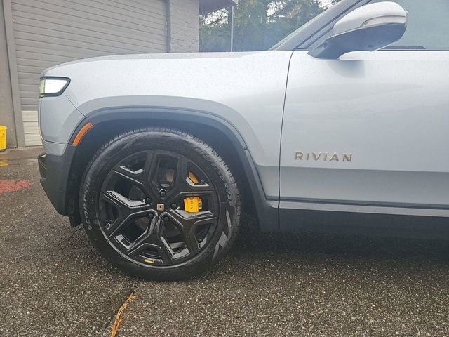 Used 2024 Rivian R1S Adventure image 26