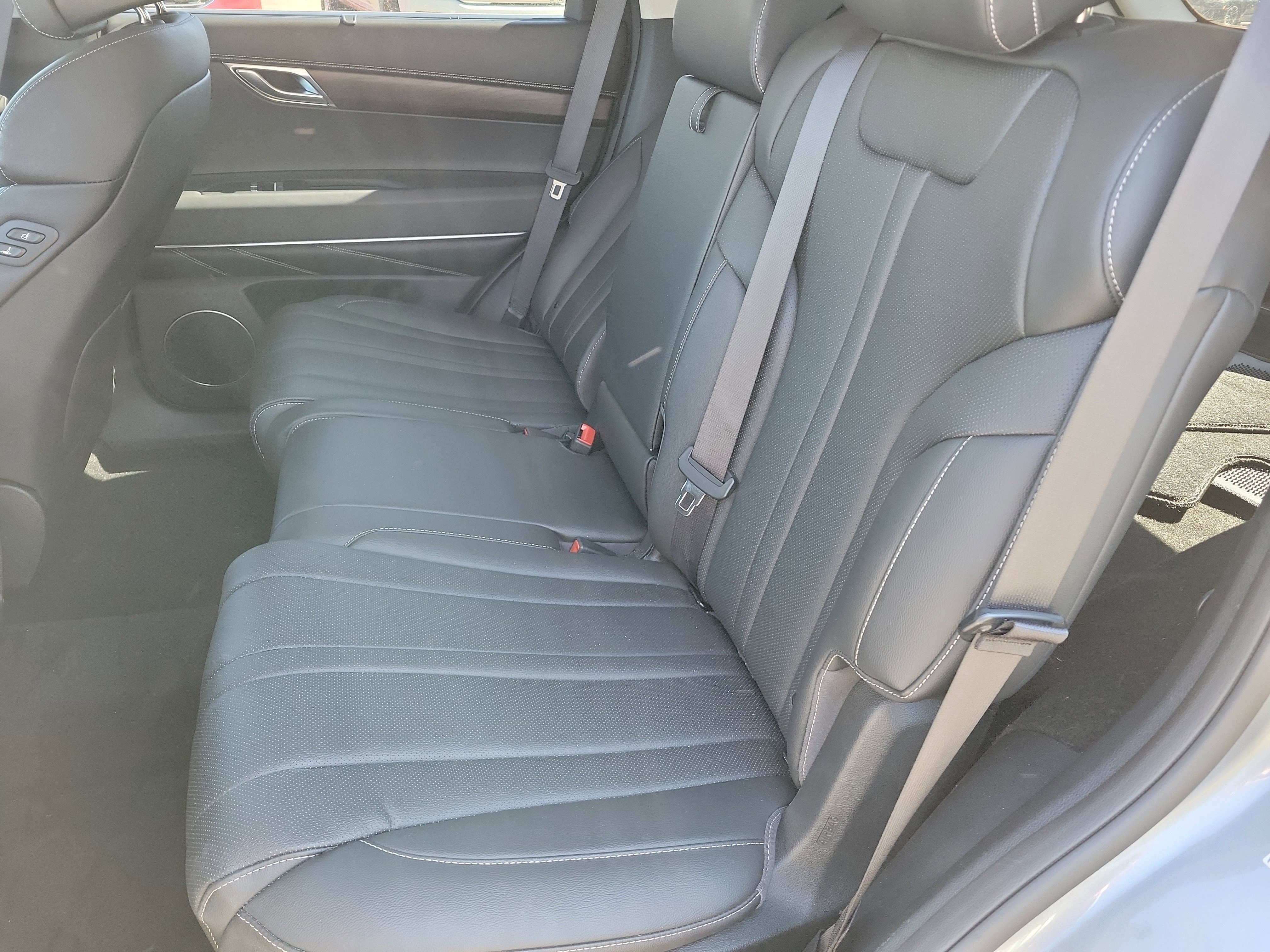 Used 2024 Genesis GV80 2.5T image 7