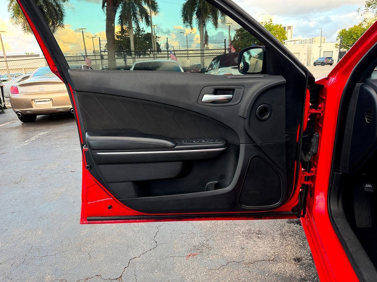 Used 2022 Dodge Charger SXT RWD image 21