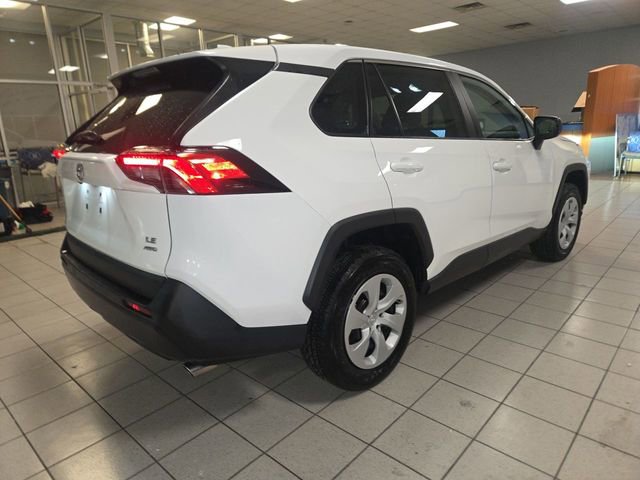 Used 2024 Toyota RAV4 LE image 8