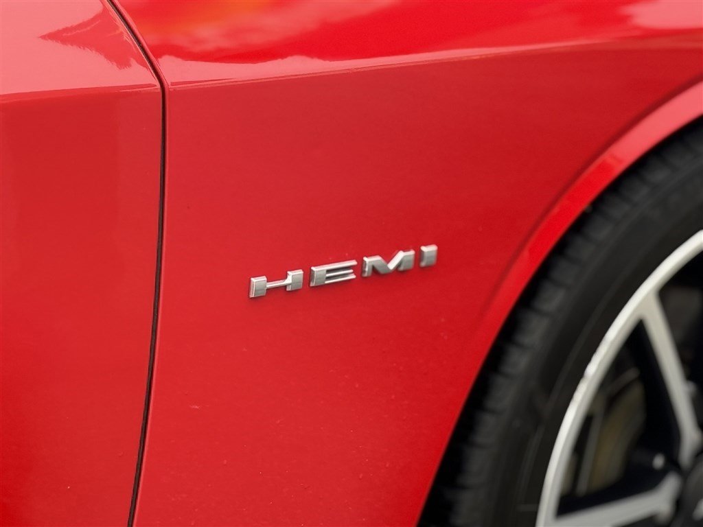 Used 2022 Dodge Challenger R/T w/ Plus Package image 11