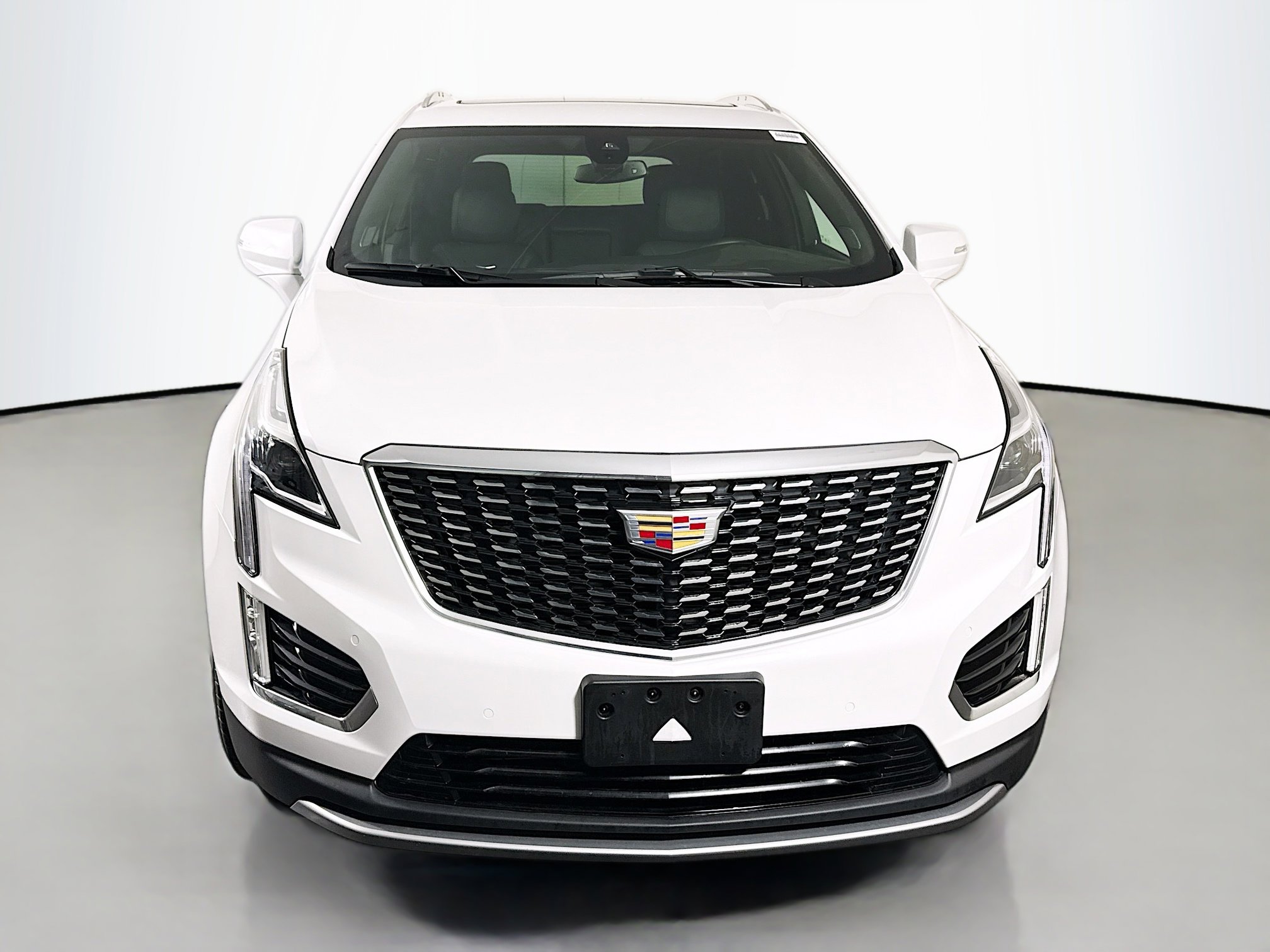 Used 2024 Cadillac XT5 Premium Luxury image 2
