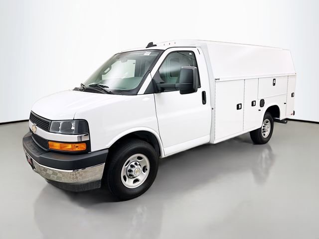 New 2025 Chevrolet Express 3500 w/ Power Convenience Package image 4