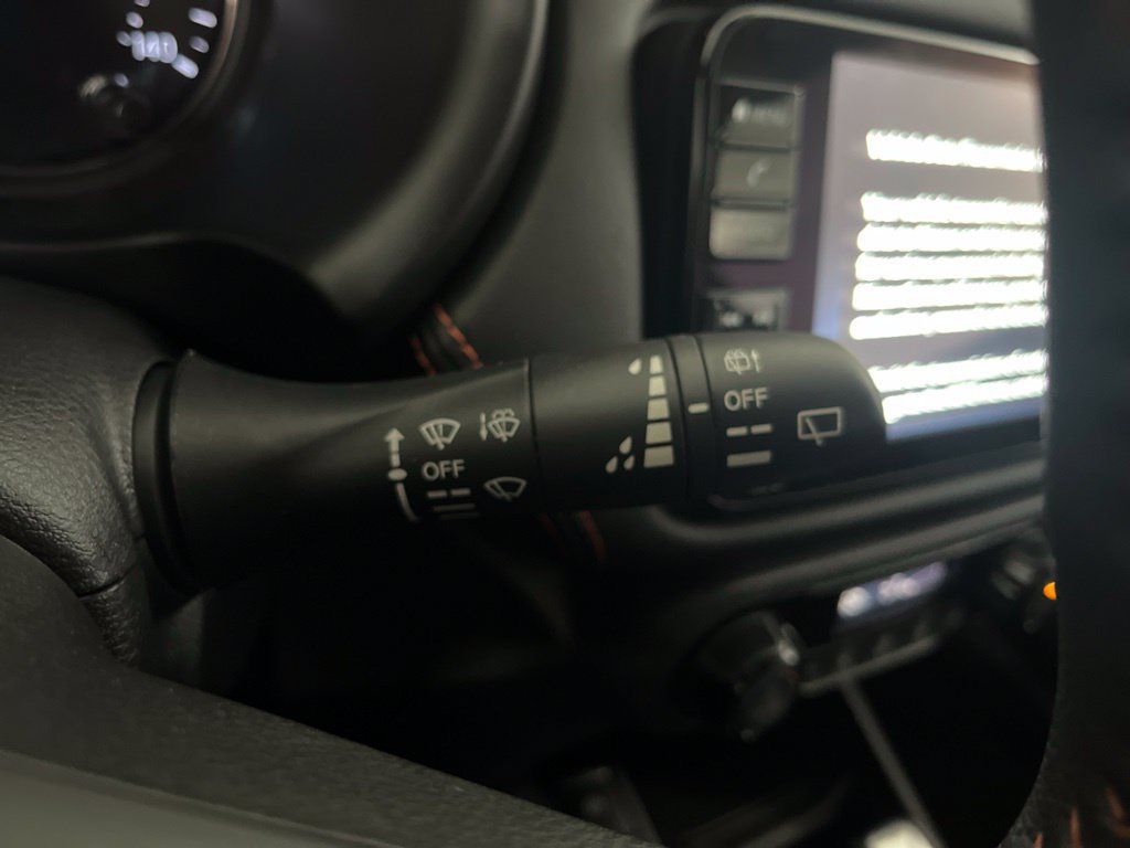 Used 2024 Nissan Kicks SR FWD image 61