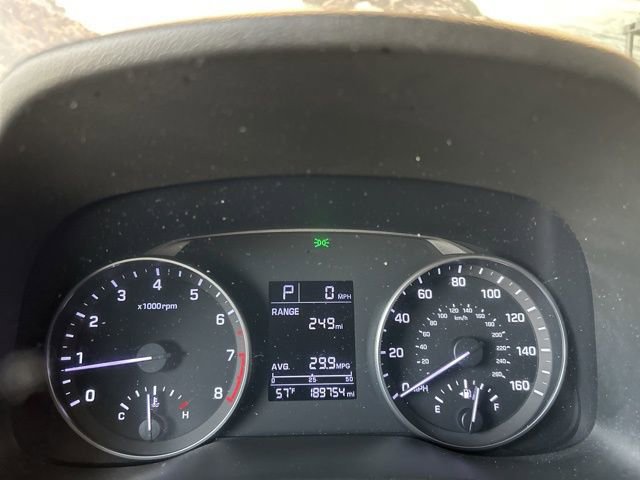 Used 2017 Hyundai Elantra SE image 14