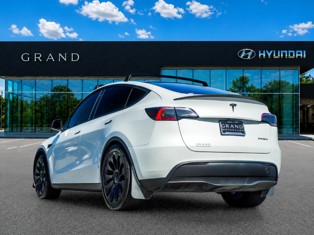 Used 2022 Tesla Model Y Performance AWD/4WD image 4