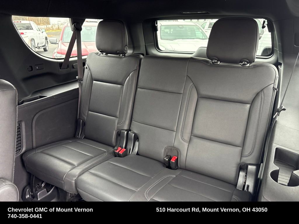 Used 2023 Chevrolet Suburban Z71 w/ Luxury Package image 34