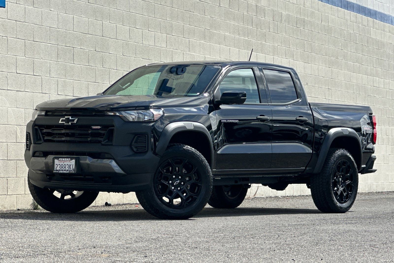 Used 2026 Chevrolet Colorado Trail Boss AWD/4WD image 8