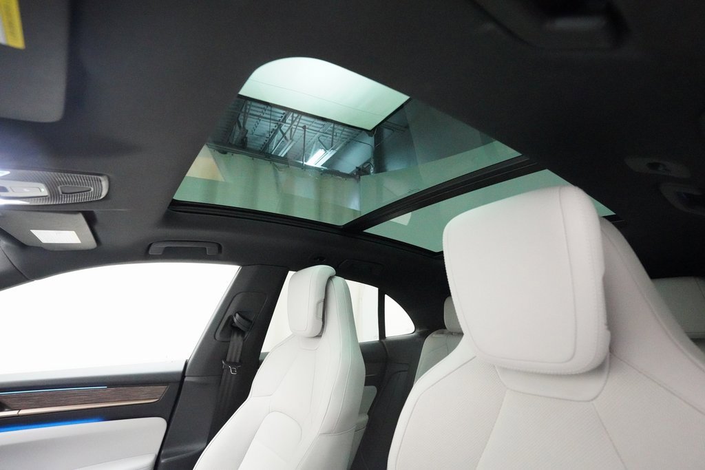 Used 2024 Porsche Macan 4 Electric image 19