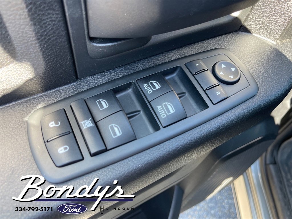 Used 2013 RAM 1500 Express image 8