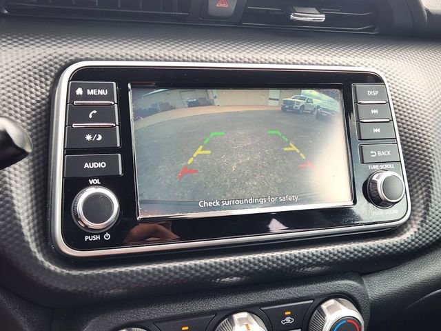 Used 2022 Nissan Kicks S FWD image 18