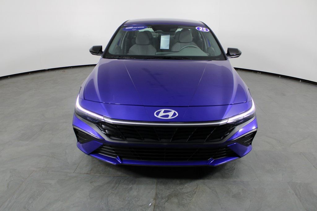 Certified 2025 Hyundai Elantra Sport image 10