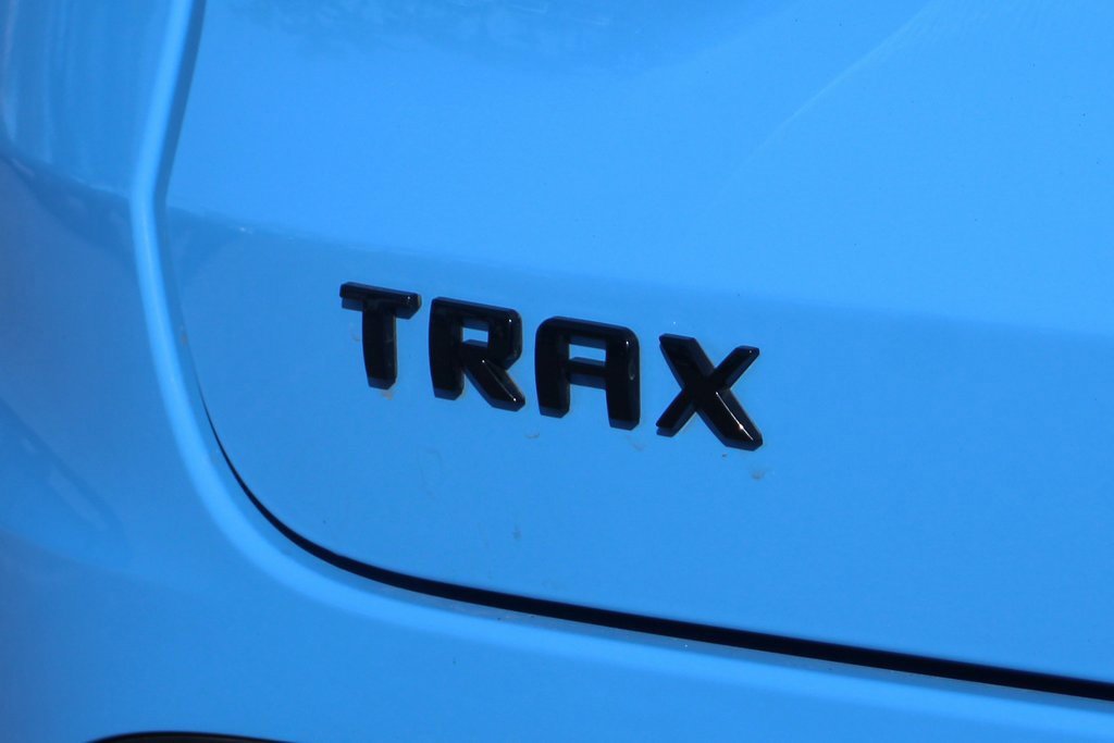 Used 2024 Chevrolet Trax RS w/ Sunroof Package image 44