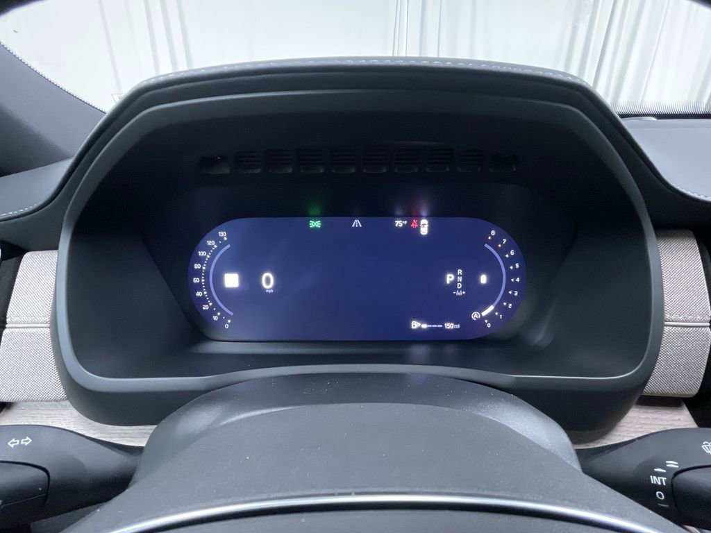 New 2026 Volvo XC90 B6 Core image 9
