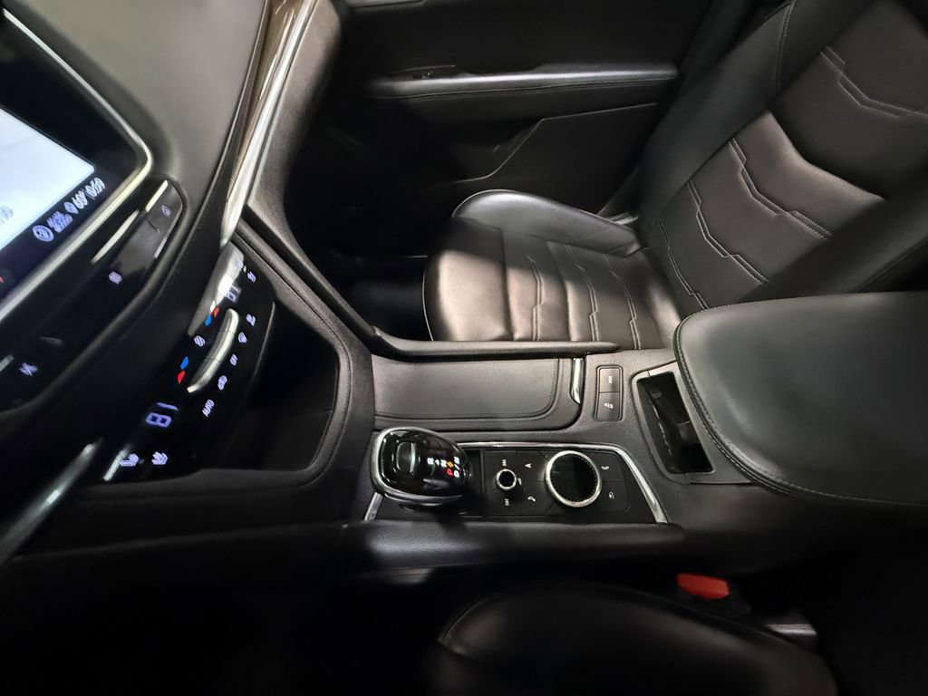 Used 2020 Cadillac XT5 Premium Luxury image 84