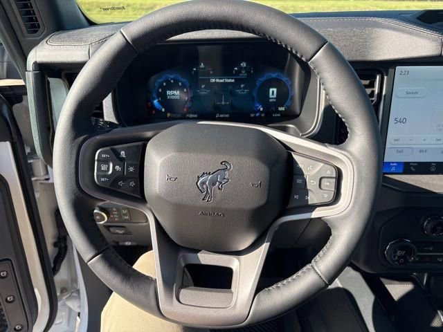 New 2025 Ford Bronco Badlands image 19