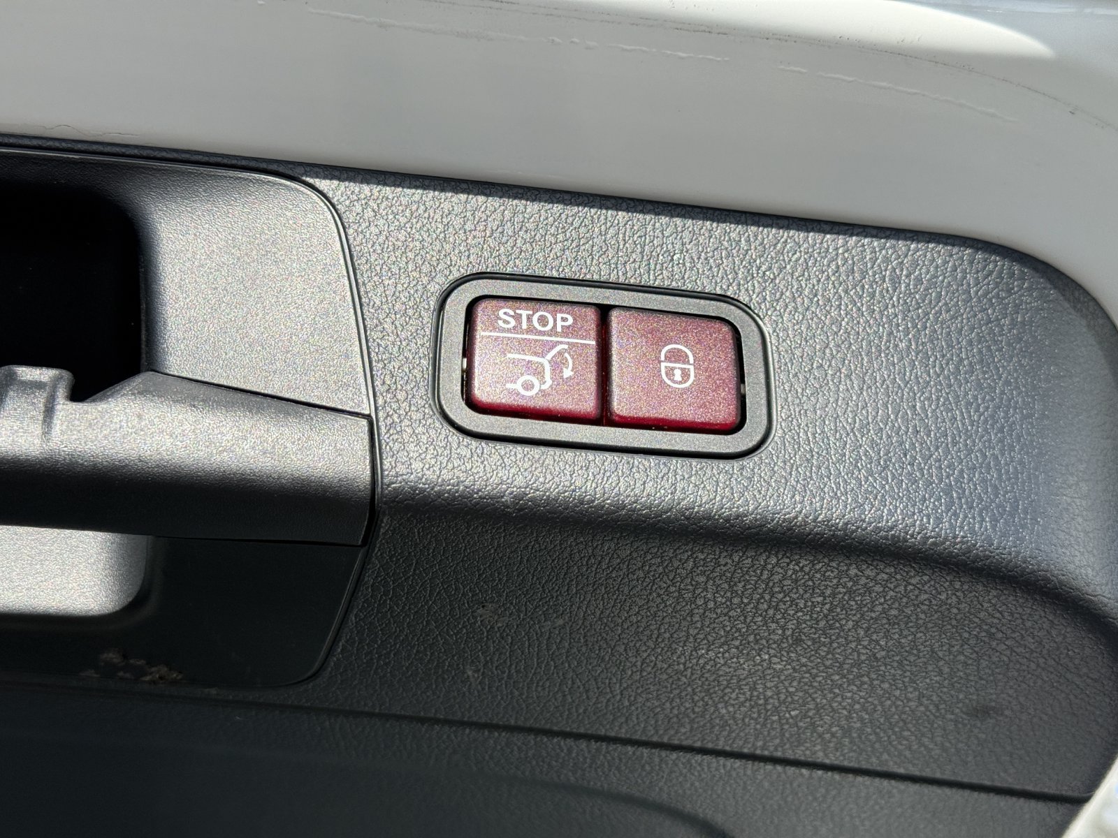 Used 2021 Mercedes-Benz GLB 250 image 14