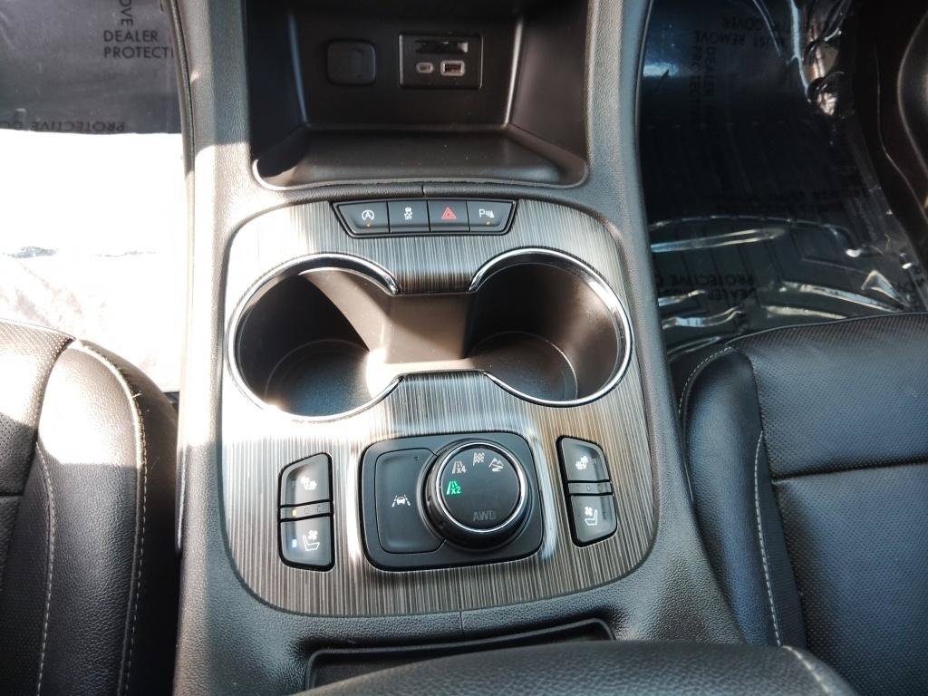 Used 2020 GMC Acadia SLT w/ Premium Package AWD/4WD image 24