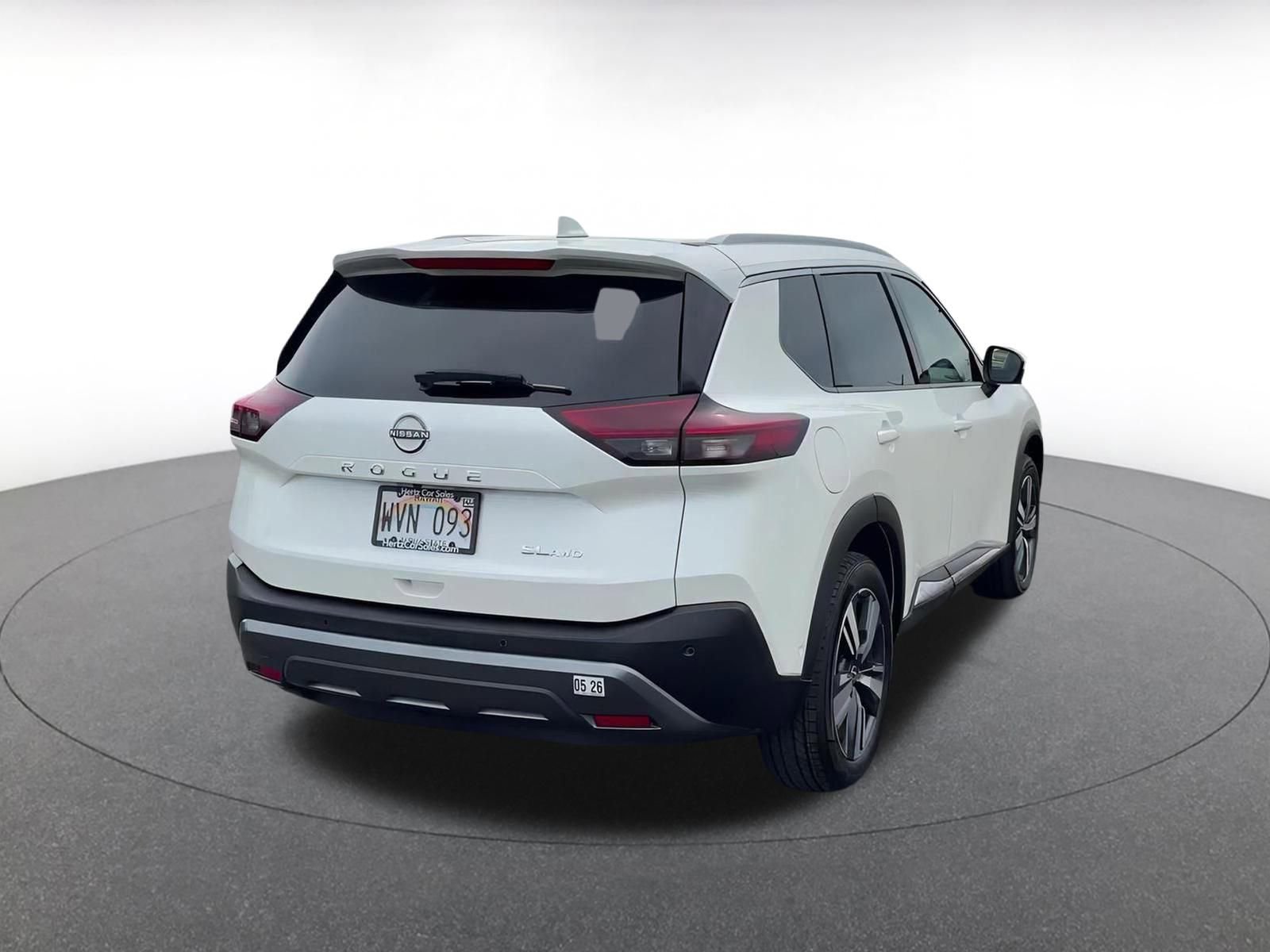 Used 2023 Nissan Rogue SL w/ SL Premium Package image 14