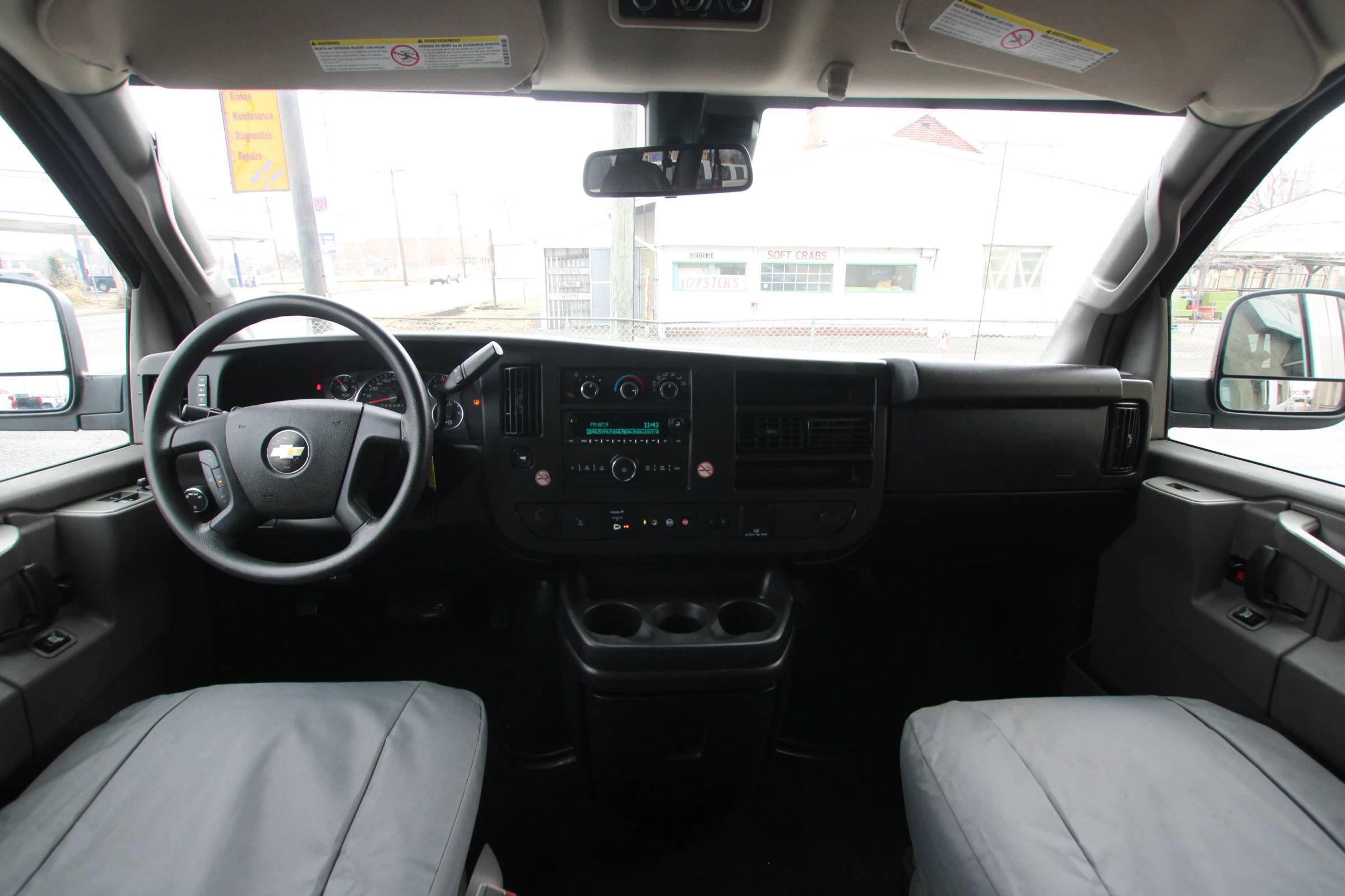 Used 2019 Chevrolet Express 3500 LT w/ LT Preferred Equipment Group image 13