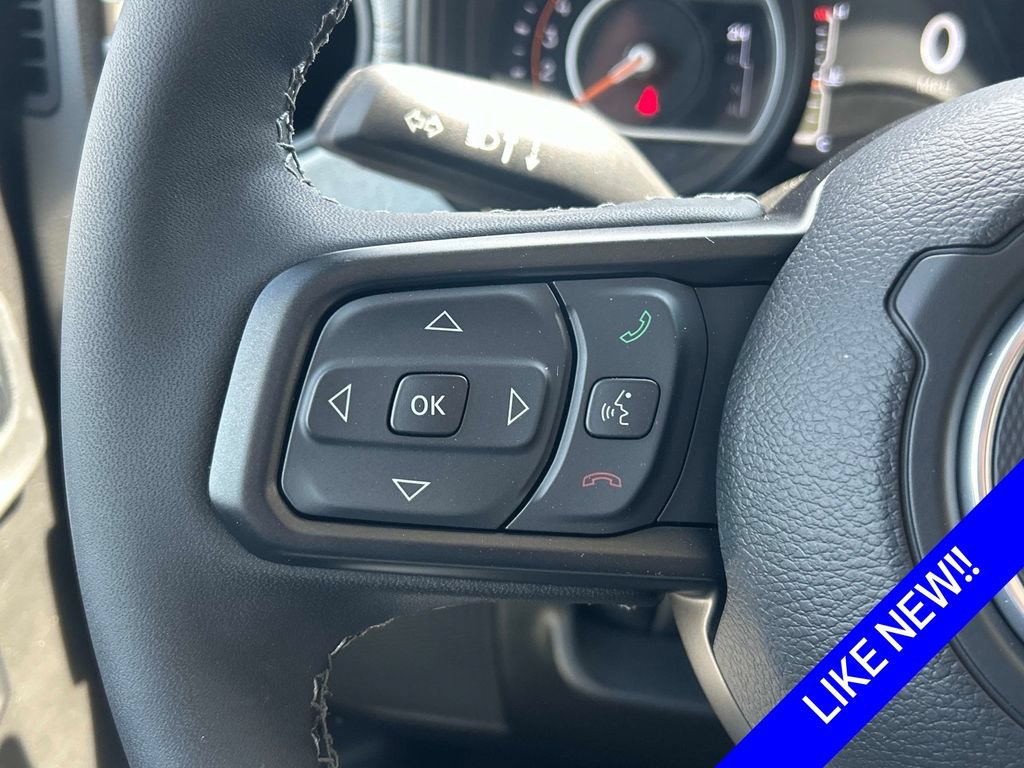 Certified 2025 Jeep Gladiator Sport AWD/4WD image 18