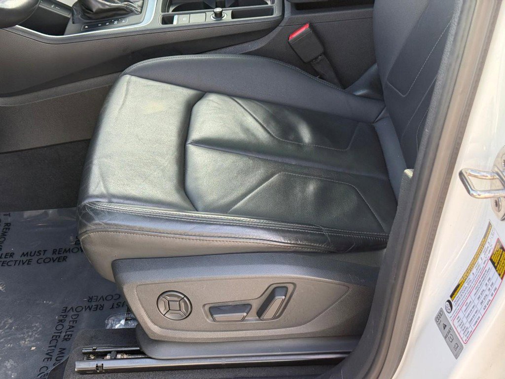 Used 2023 Audi Q3 2.0T Premium image 21