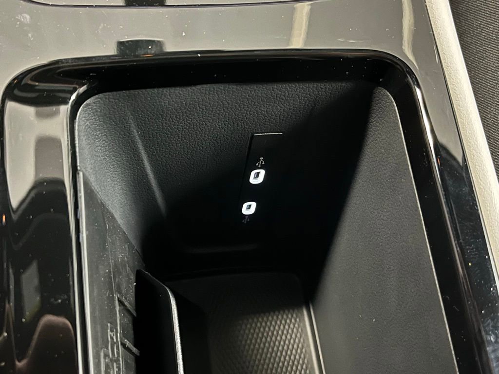 New 2026 Volkswagen Tiguan SEL R-Line image 15