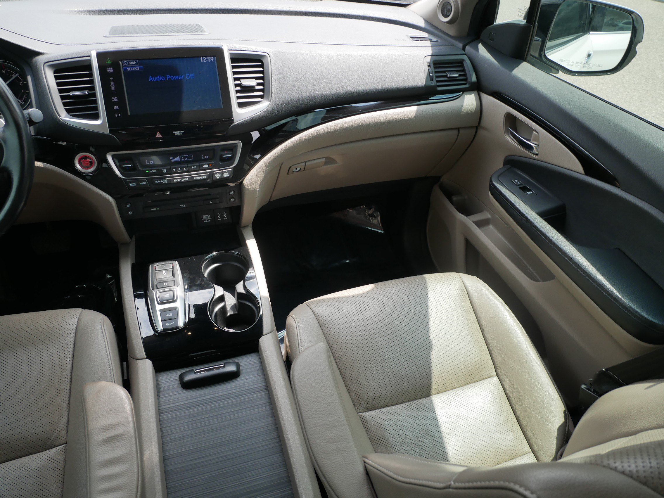 Used 2016 Honda Pilot Elite image 11