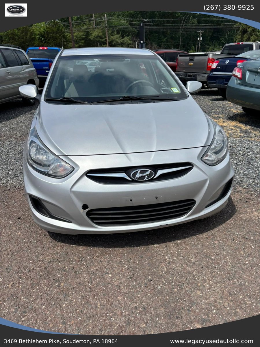 Used 2012 Hyundai Accent GLS FWD image 13