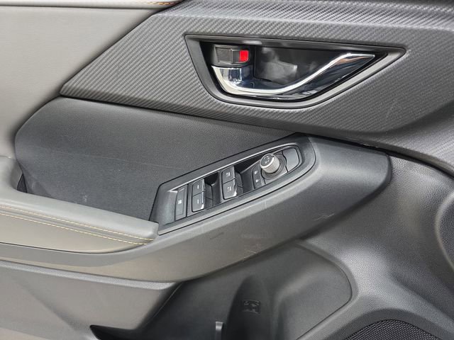 Used 2024 Subaru Crosstrek 2.5i Limited w/ Crosstrek Mirror Package image 28