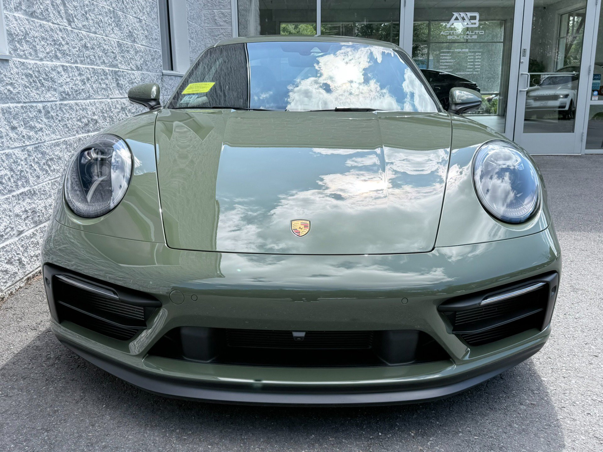 Used 2024 Porsche 911 Carrera GTS RWD image 9